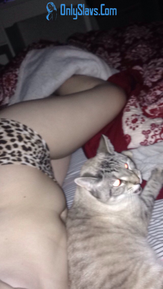 Leaked snapchat pics of nude petite Russian Slavic teen slut