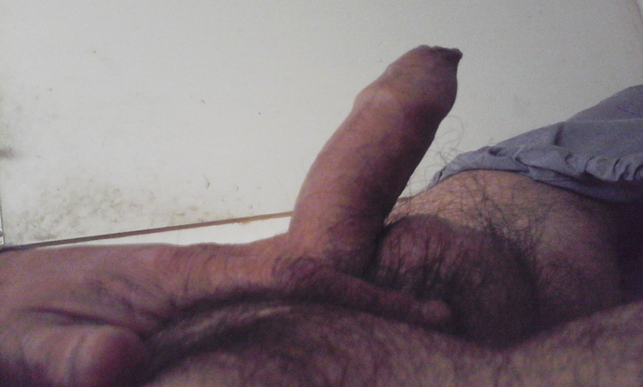 Indian middle age man show his pennis