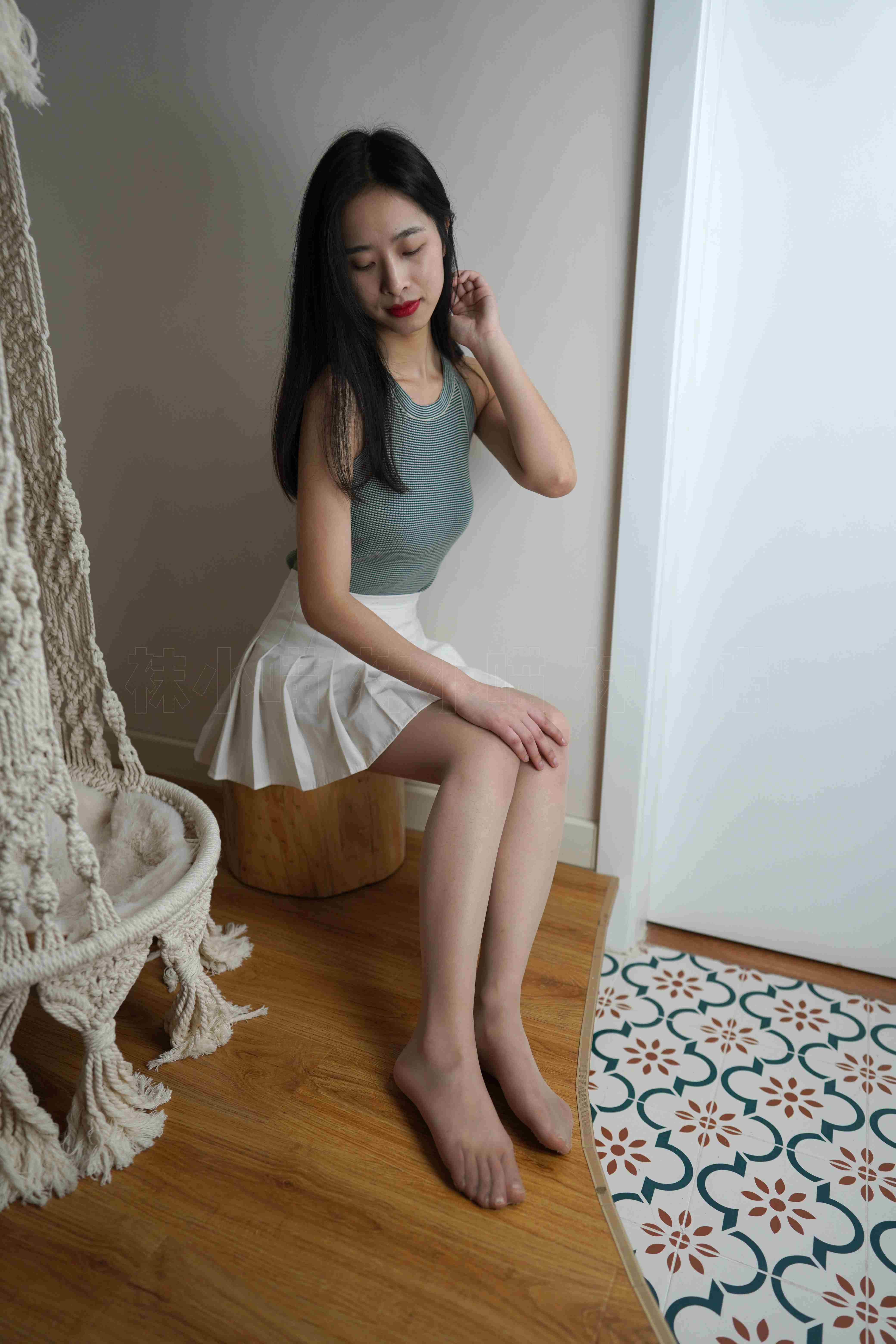 China Beauty Legs and feet 76