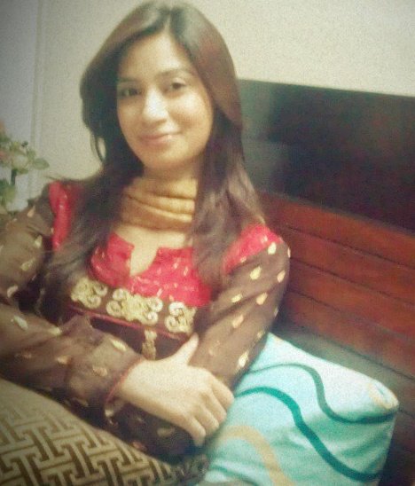 Hot pakistani girl from lahore Nimra Zaman
