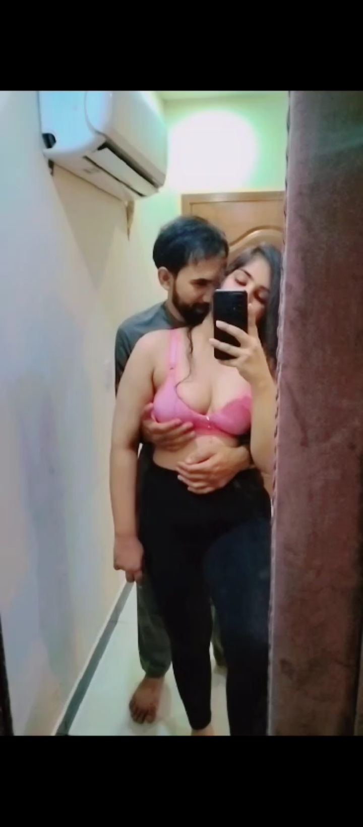 Sexy hot paki girl Zobia Amin Viral