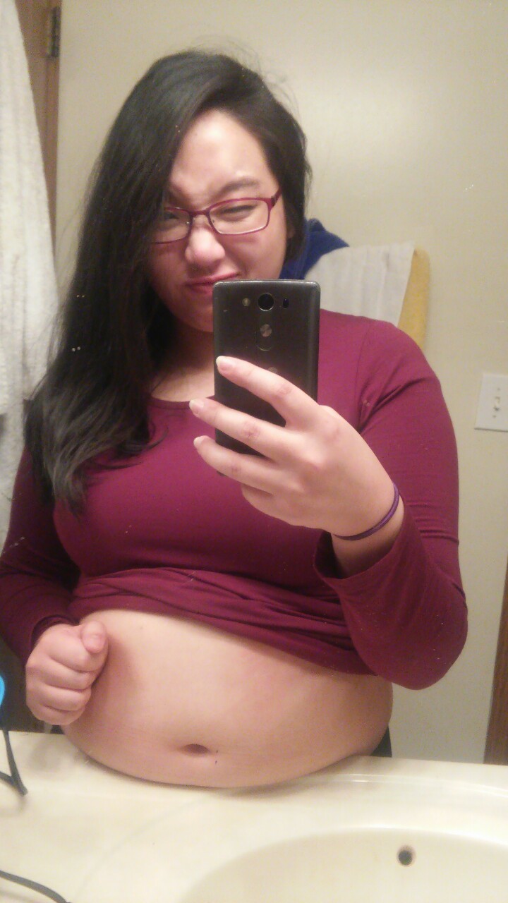 Selfie Big Belly Asian