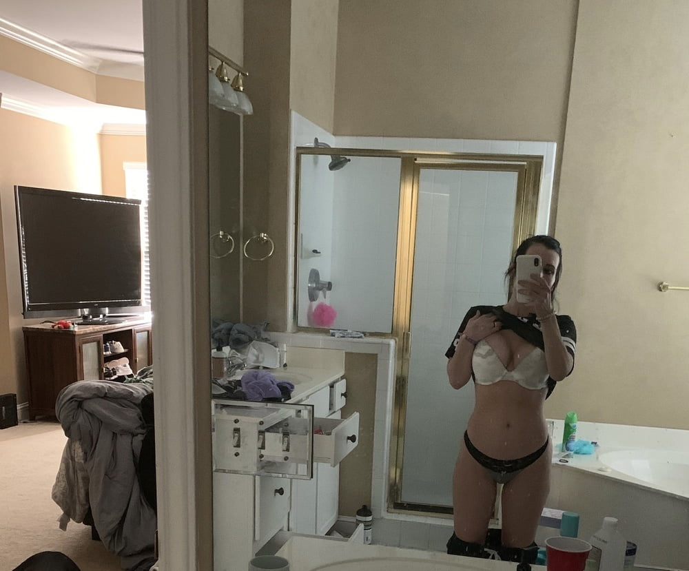 Sharing Sexy Wife Selfies