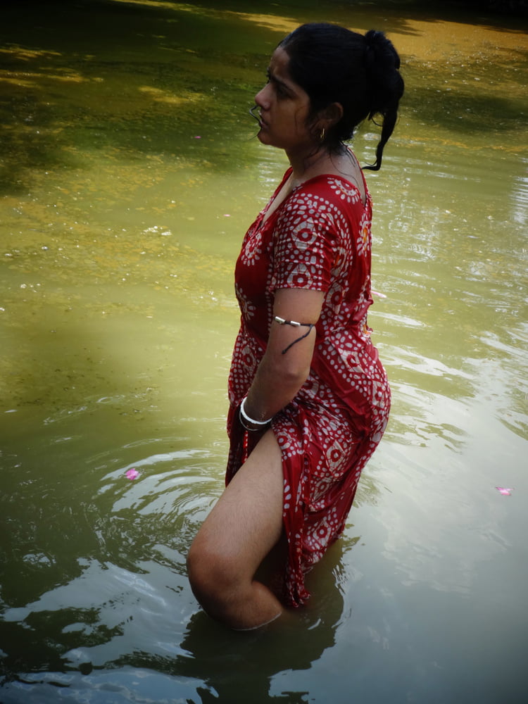 Indian Boudi Big boobs
