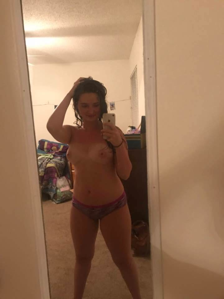 Jenni Slut Exposed Naked