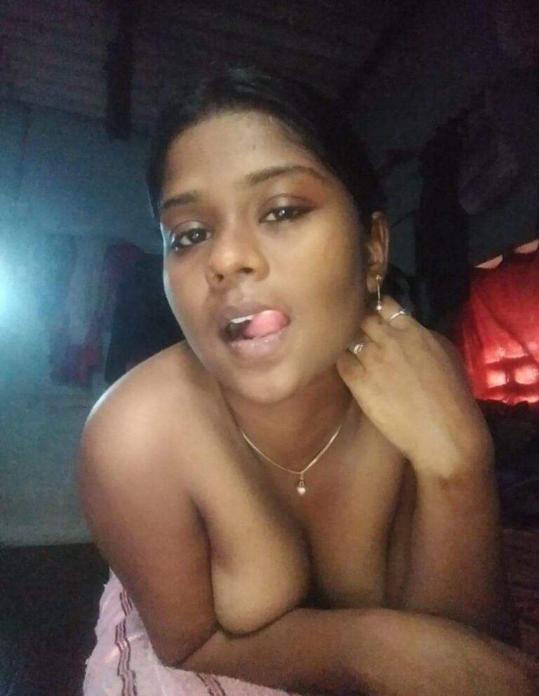 Tamil Black Bebe Showind Nude