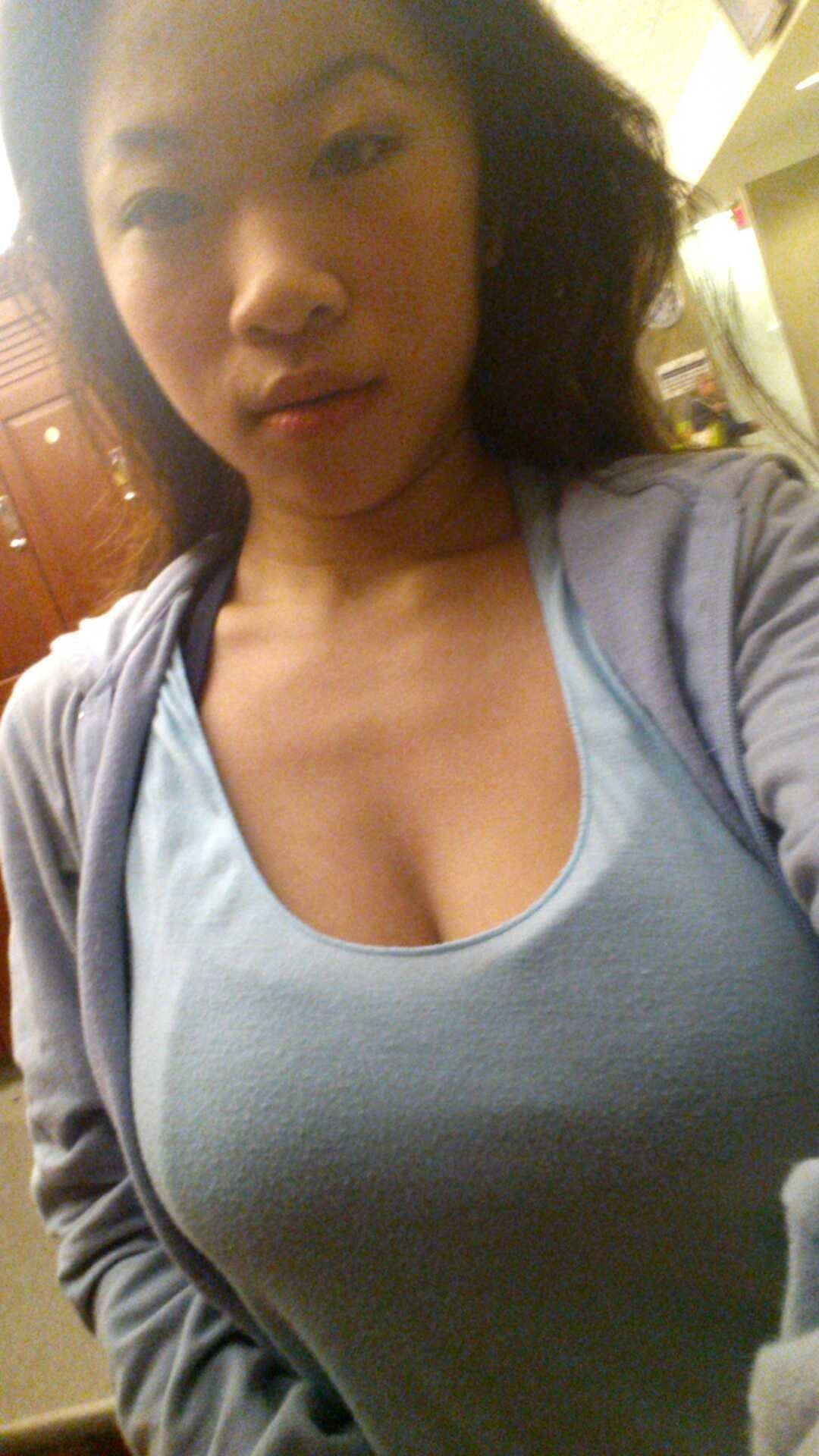 Big Tits Asian Vivian