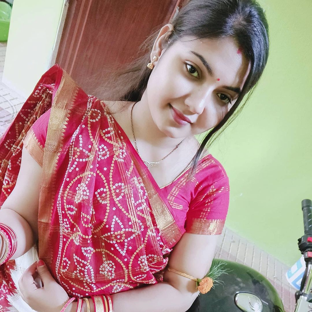 HOT GIRLS