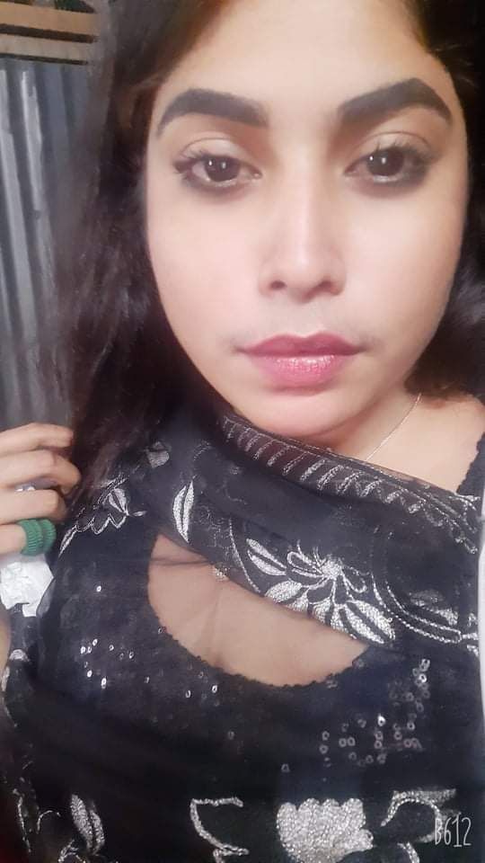 Indian Horny Married Girl Nude Selfie Leaked