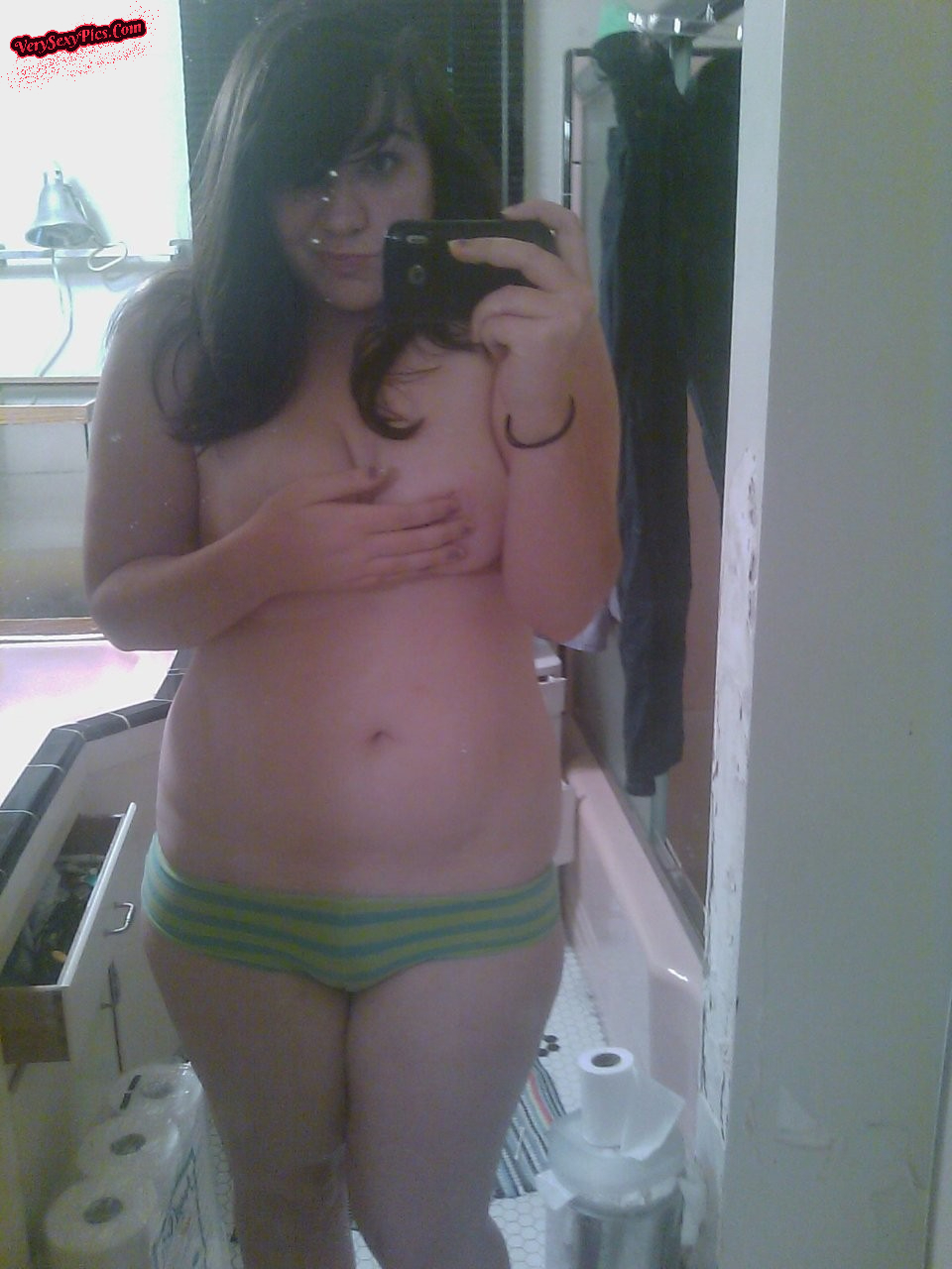 Chubby amateur teens bored at home
