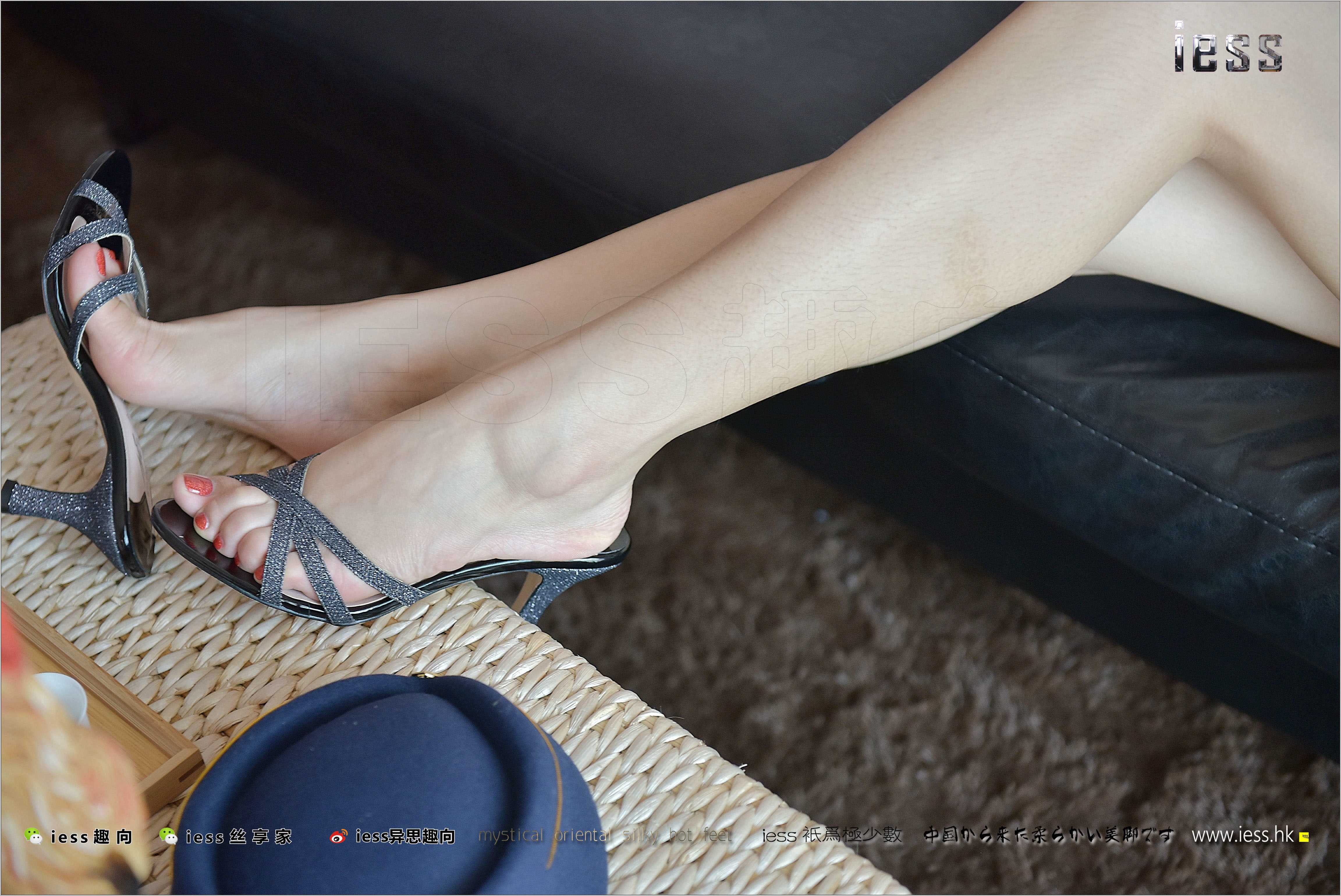 China Beauty Legs and feet 253