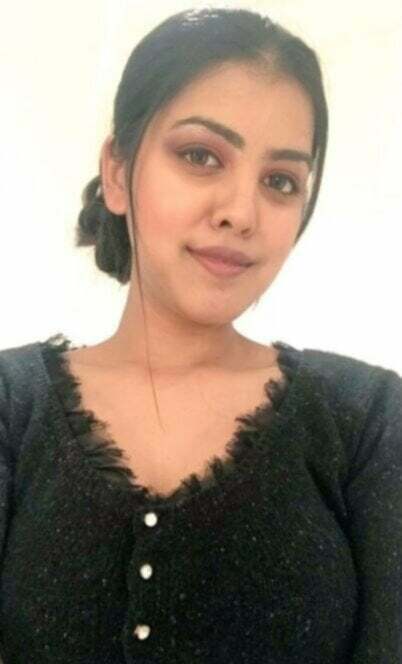 Delhi Final Year College Girl Hot Pics