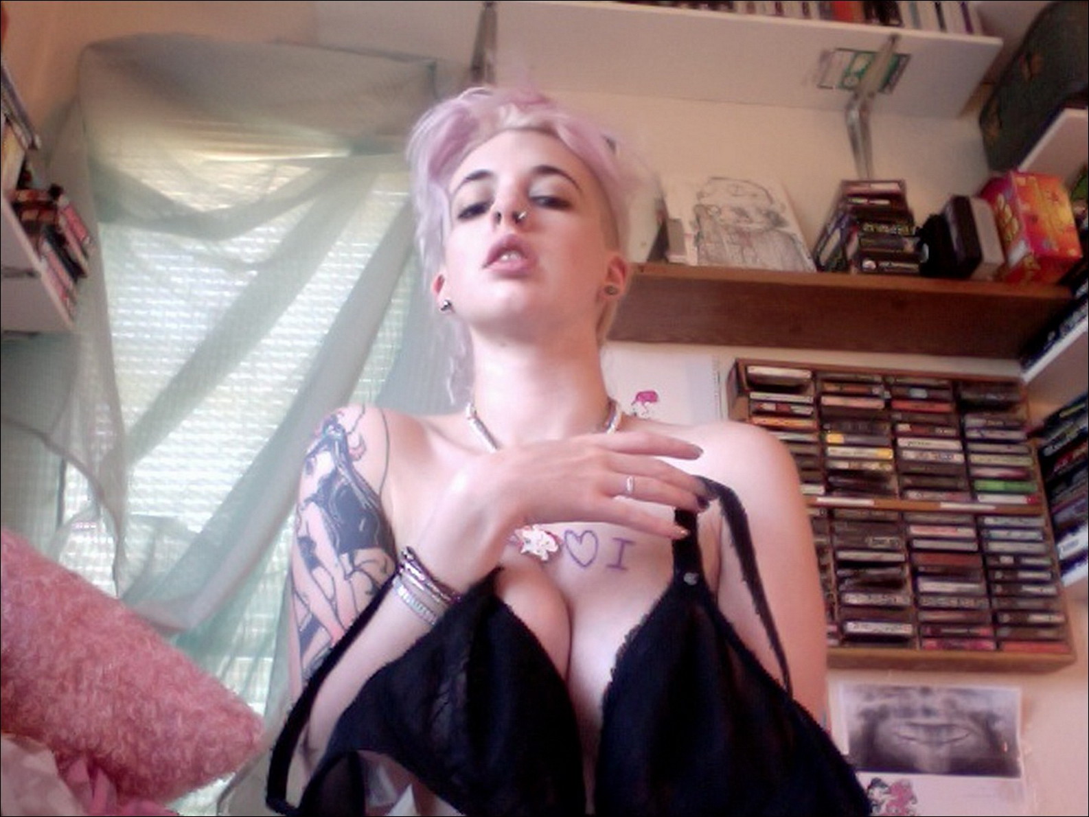 Big Tit Alt Punk Blonde Chick
