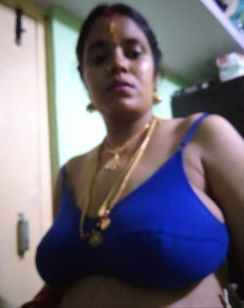 Indian sexy beautiful bhabhi leaked pic