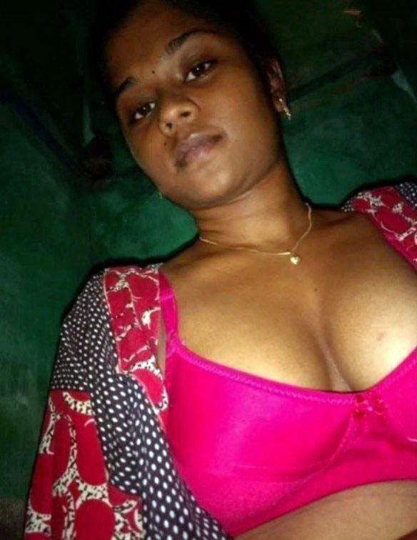Tamil Black Bebe Showind Nude