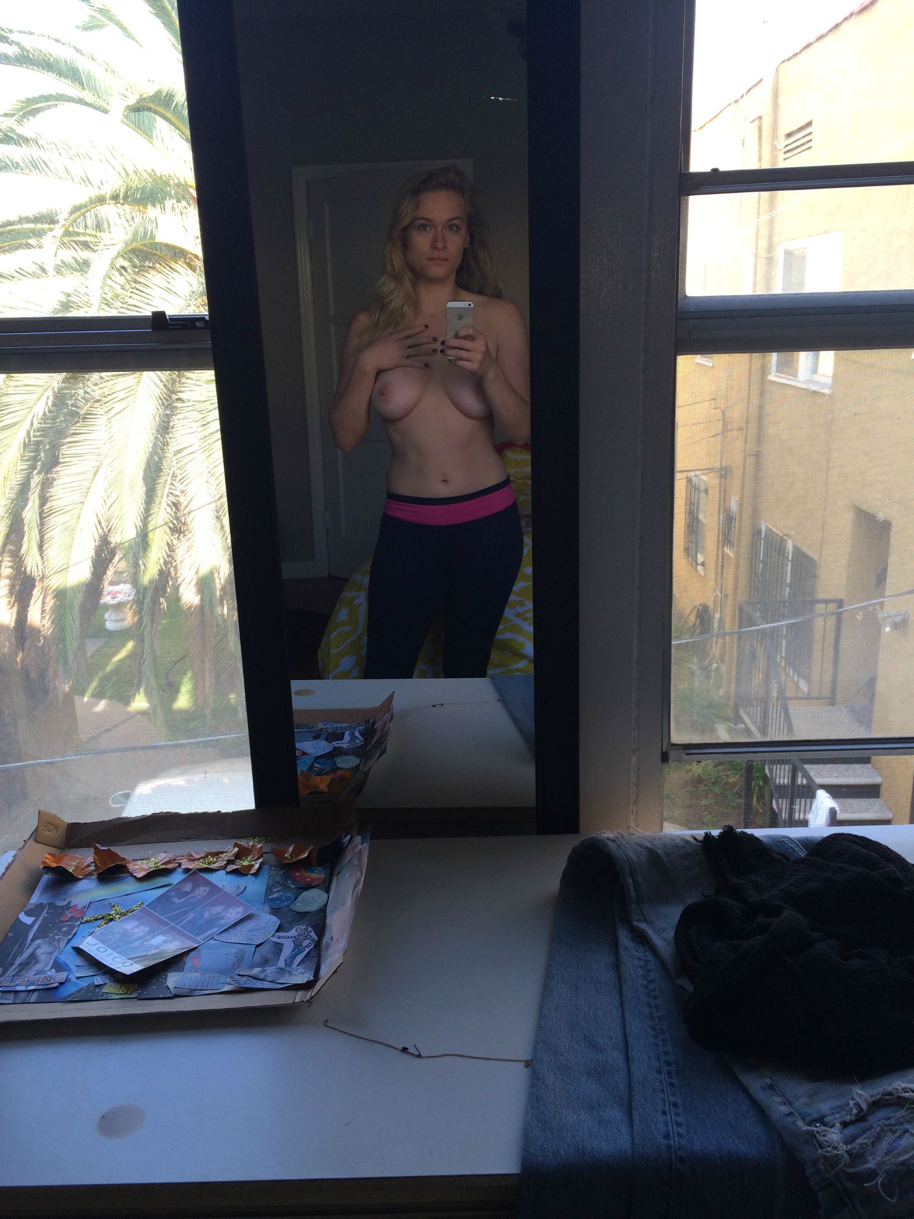 Leven Rambin NUDE leaks