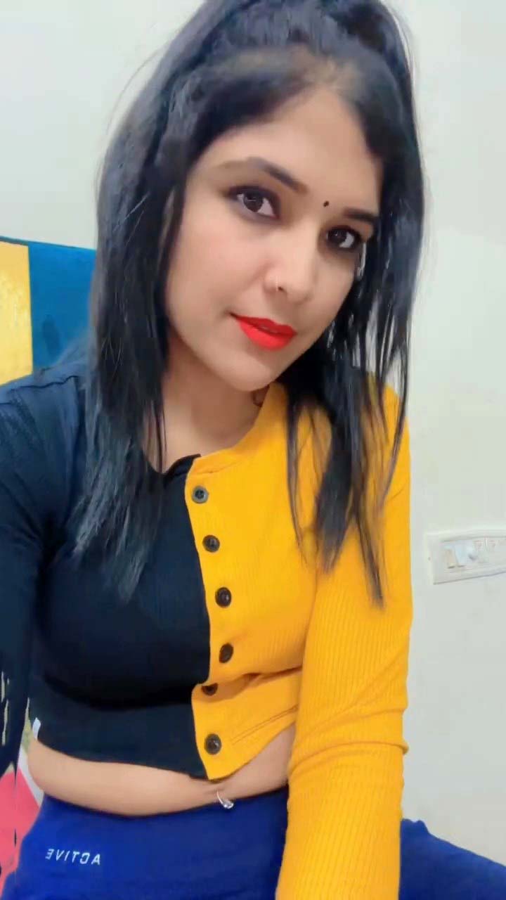 Gorgeous Look Indian Horny Girl Nude Pics