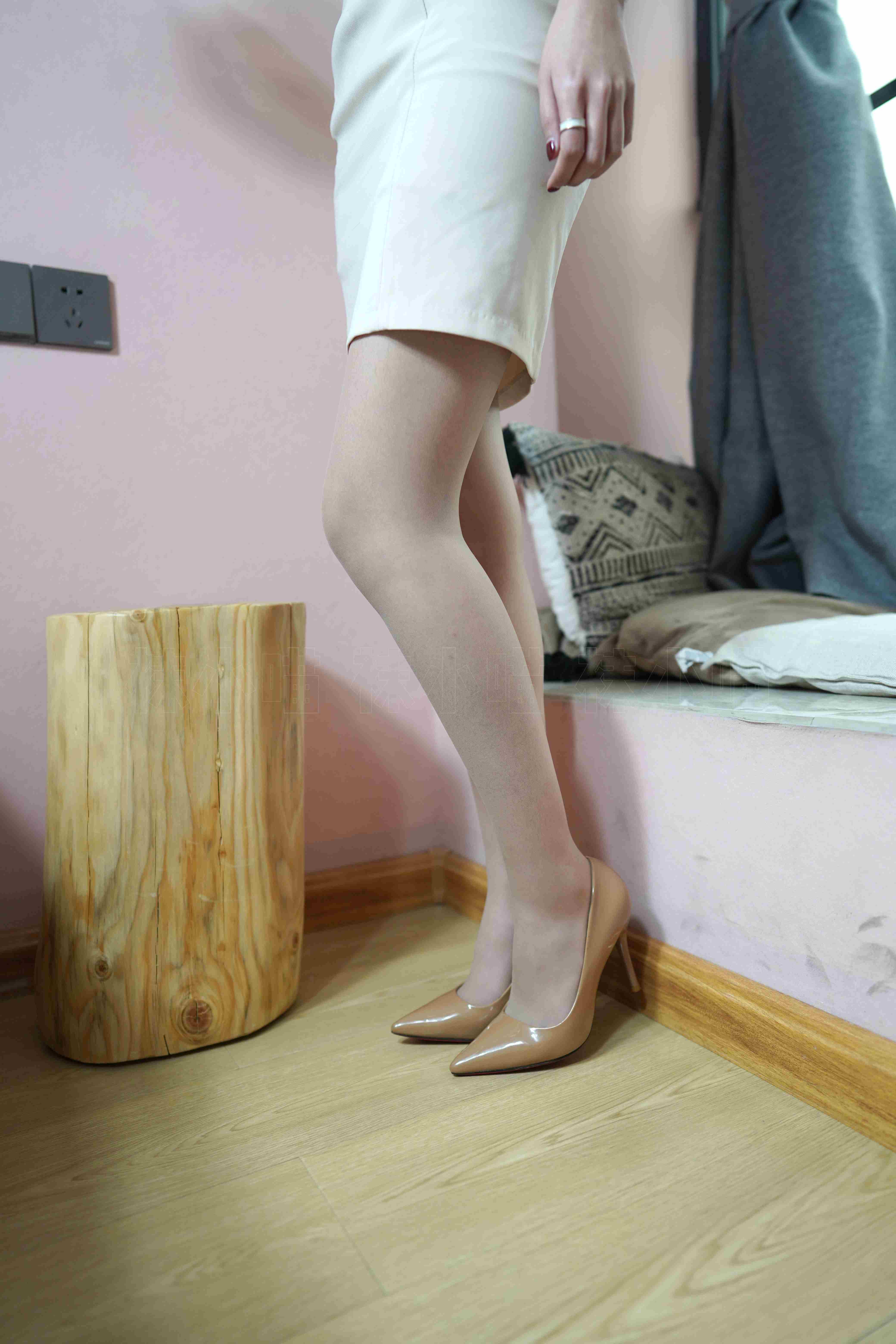 China Beauty Legs and feet 68
