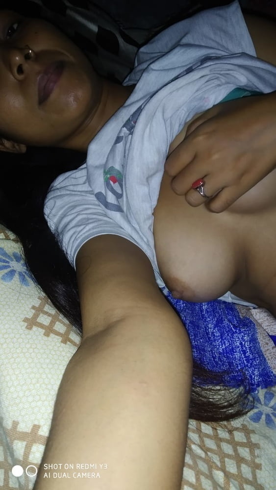 Nude selfies of young desi indian girl