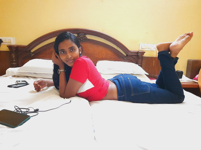 Hot sexy Tamil babes
