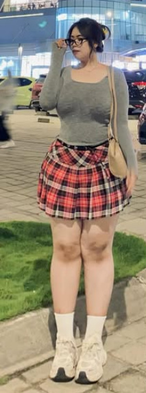 Back to Hot Girl