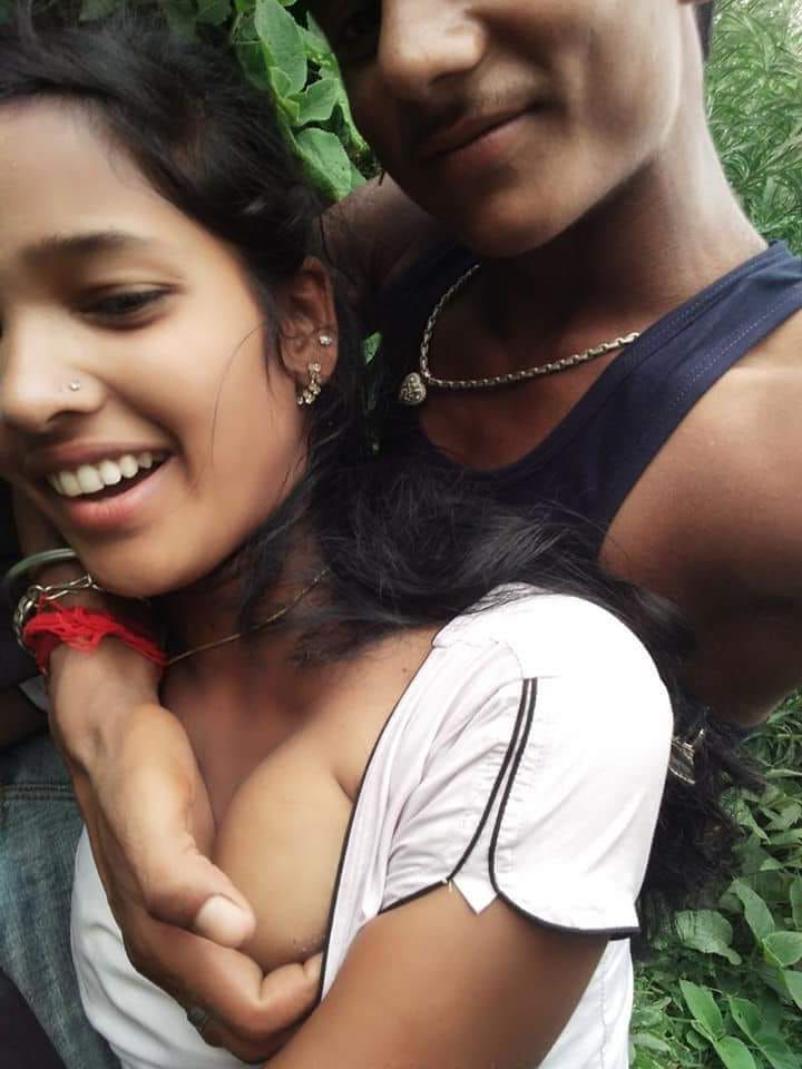 Indian Village Girl Kissing and Boobs Pressing Selfies