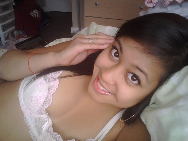 Petite Asian Oregon Teen Selfshots
