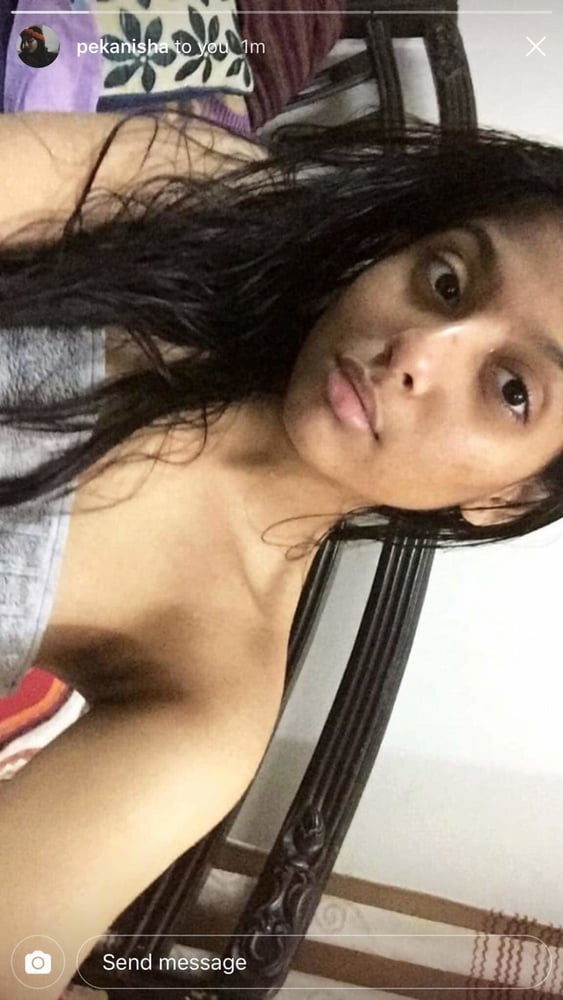 Desi College girl snapchat leaked