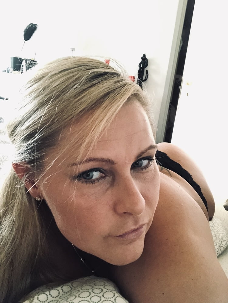 Just a single MILF looking for Sex