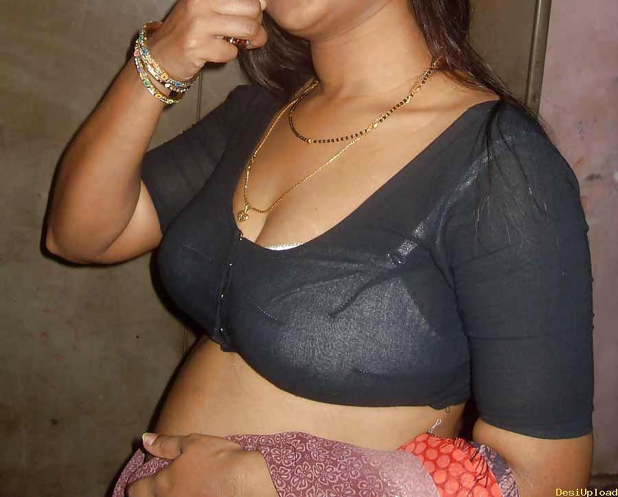 Indian ladies having fun show  pussy and big boobs