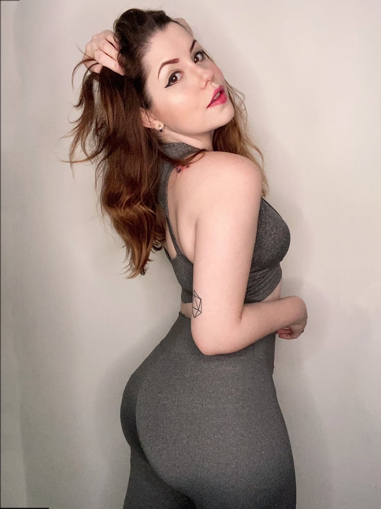 Latin Thick Booty 21