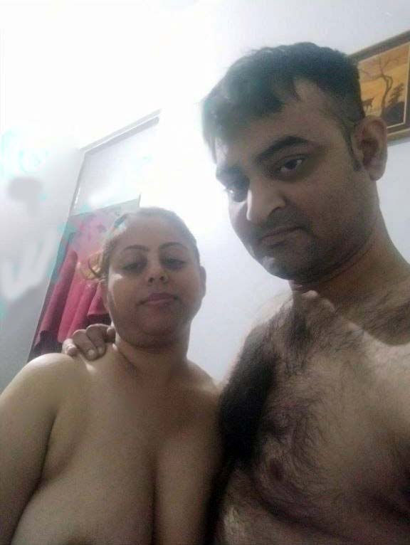 Naughty Chubby Wife Sexy Nude Pics