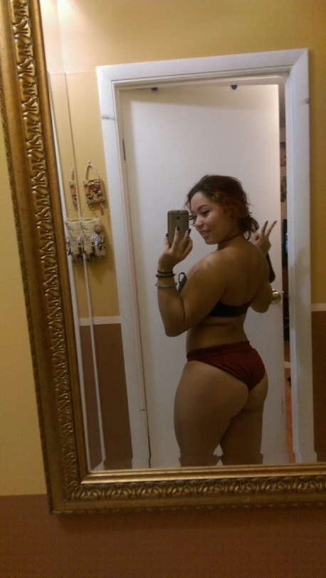 Big Booty Latina Selfie Yoga Girl