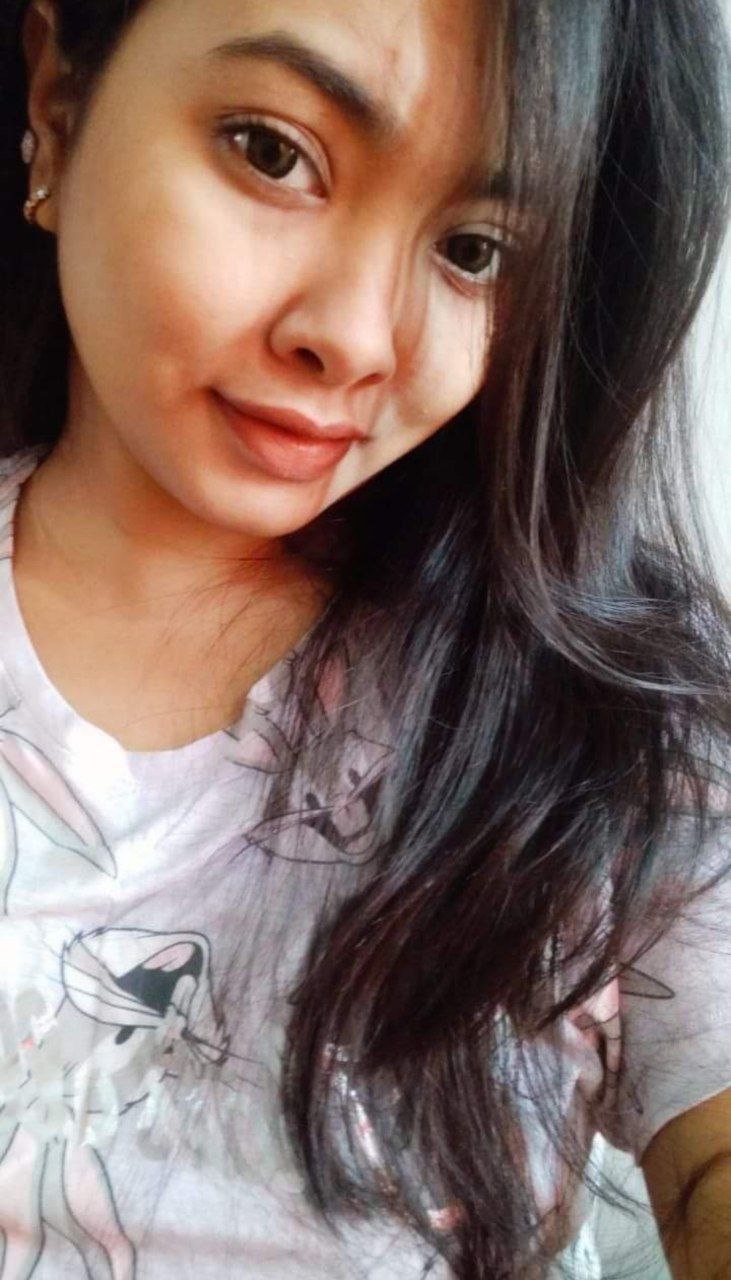 Indian cute desi girl leaked pic