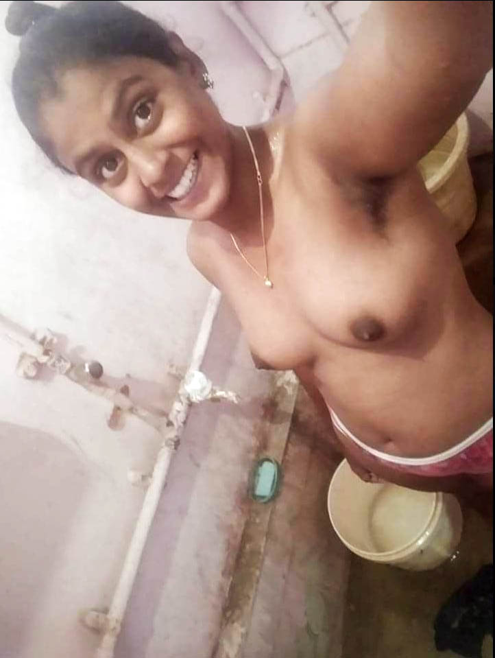 Tamil Sexy Married Wife Bathroom Selfie Pics