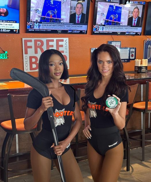 hooter girls