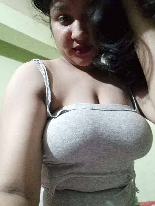 Indian cute girl leaked pic