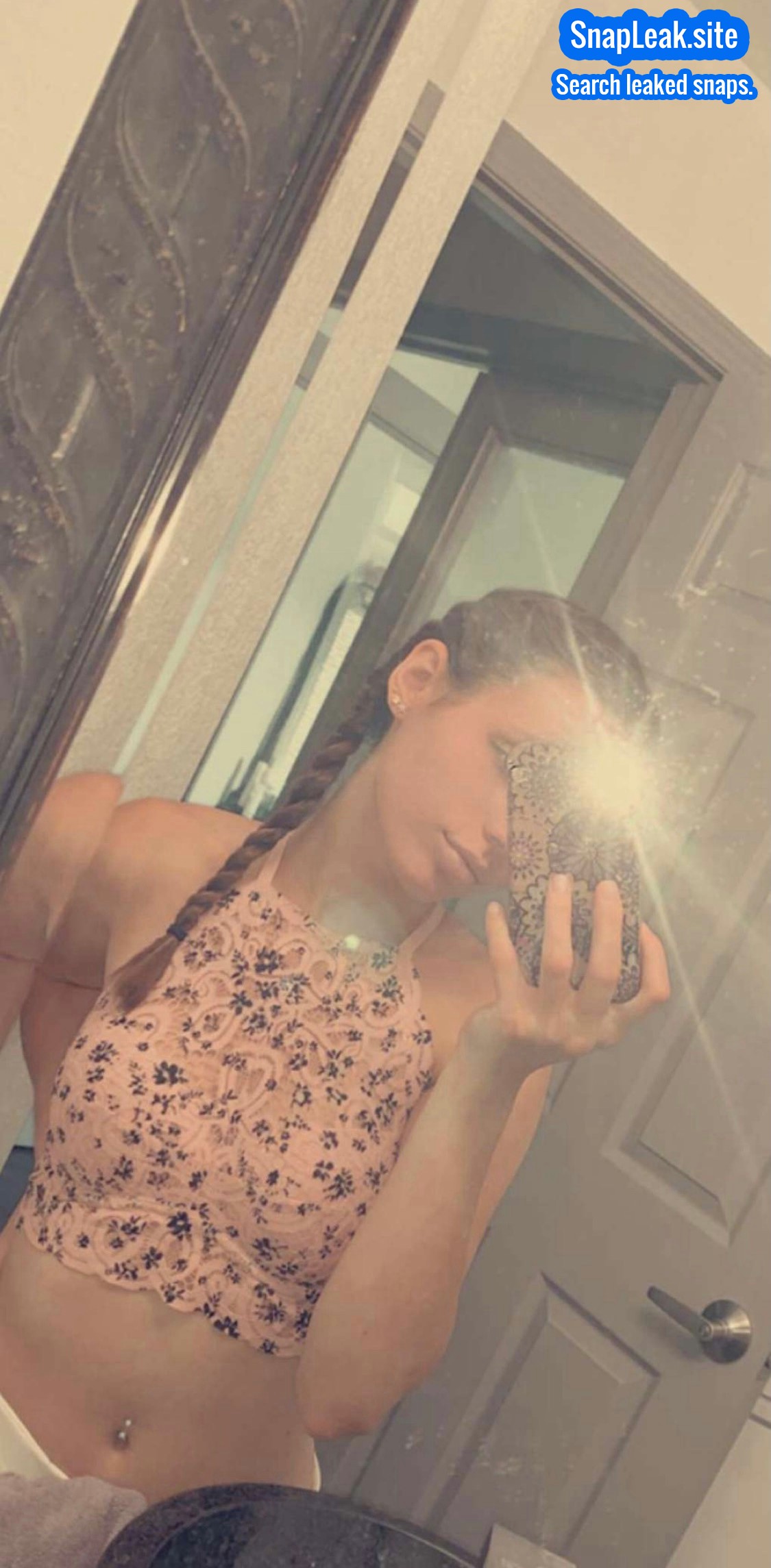 Stunning Brunette Teen Leaked Snapchat