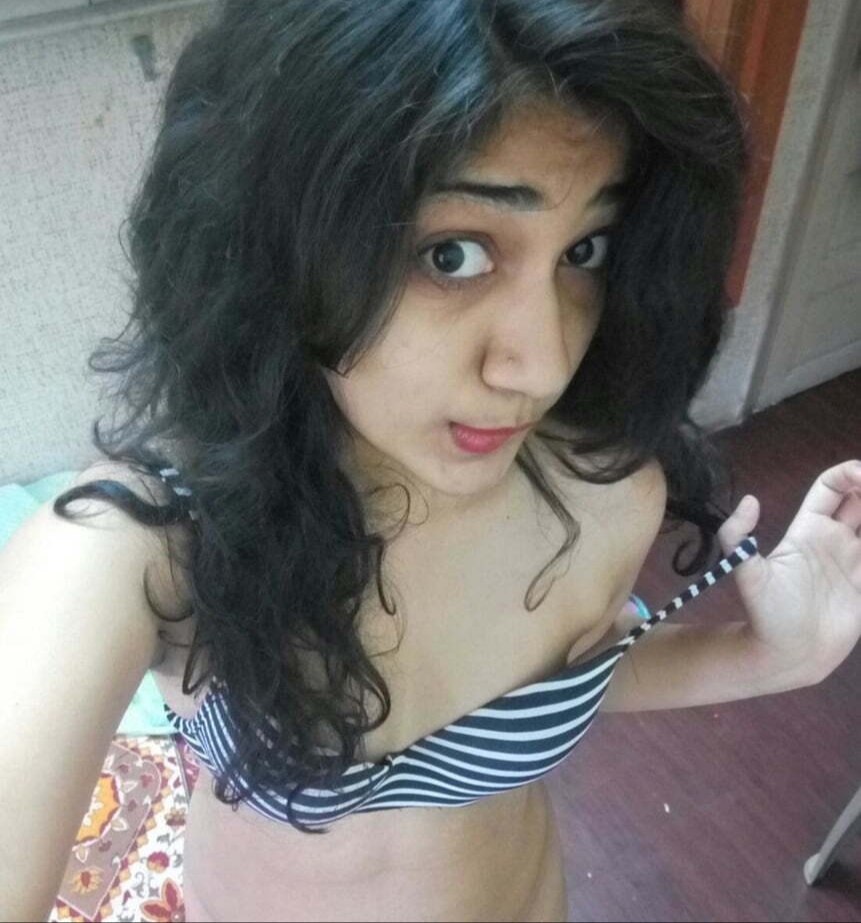 Indian beautiful cute girl leaked pic