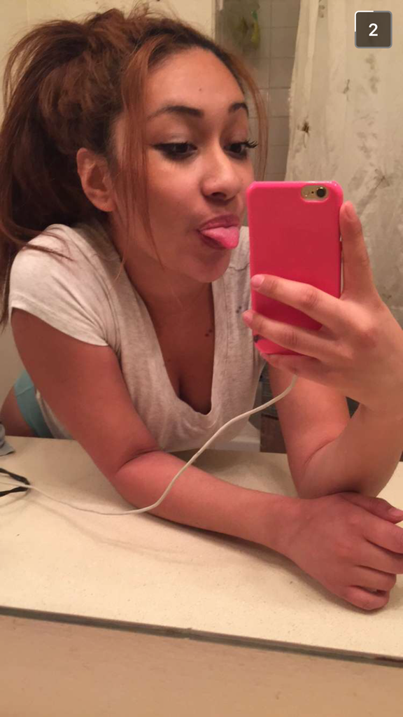 Sexy Nerd Latina Selfies