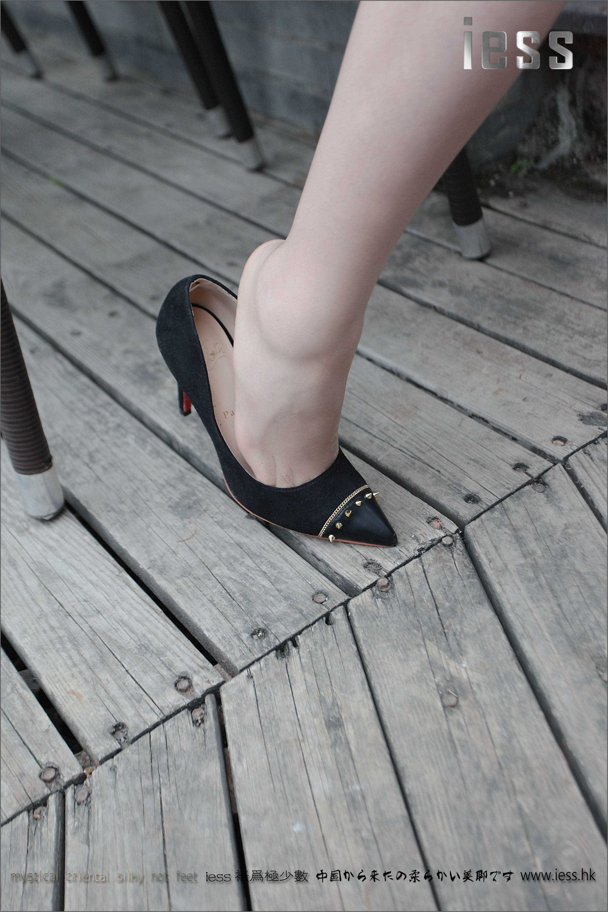 China Beauty Legs and feet 142