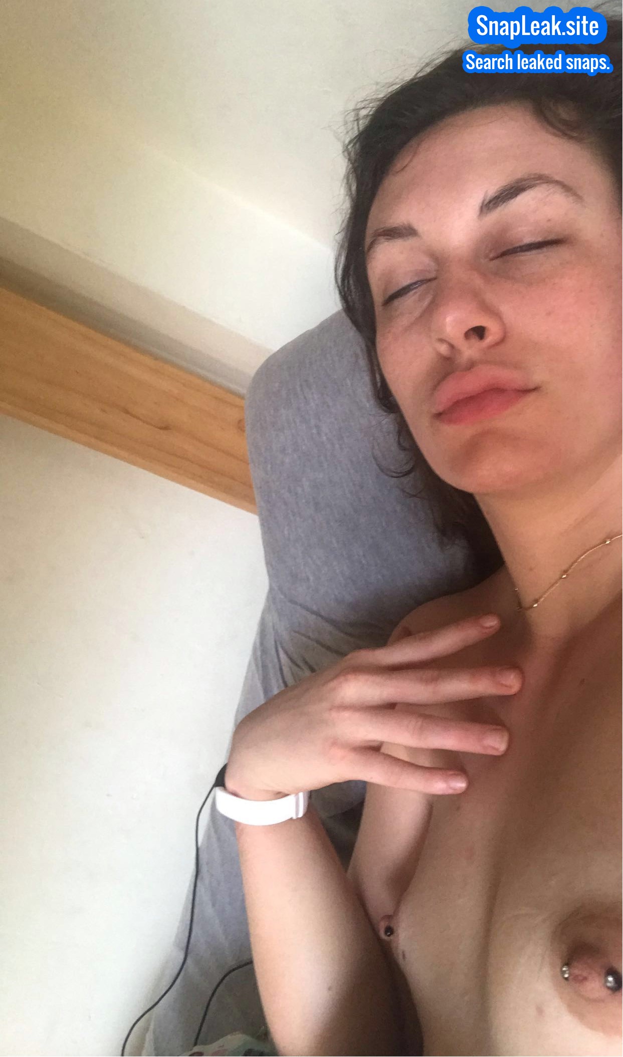 Brunette Teen Snapchat Girl Leaked