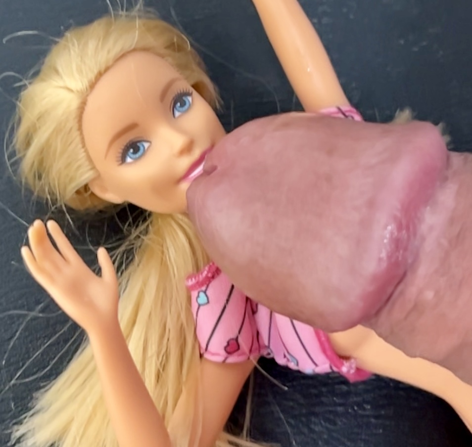 Secondhand store Barbie doll fucked and cum facial