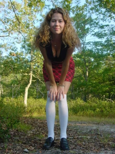Amateur slutty wife teasing & spreading