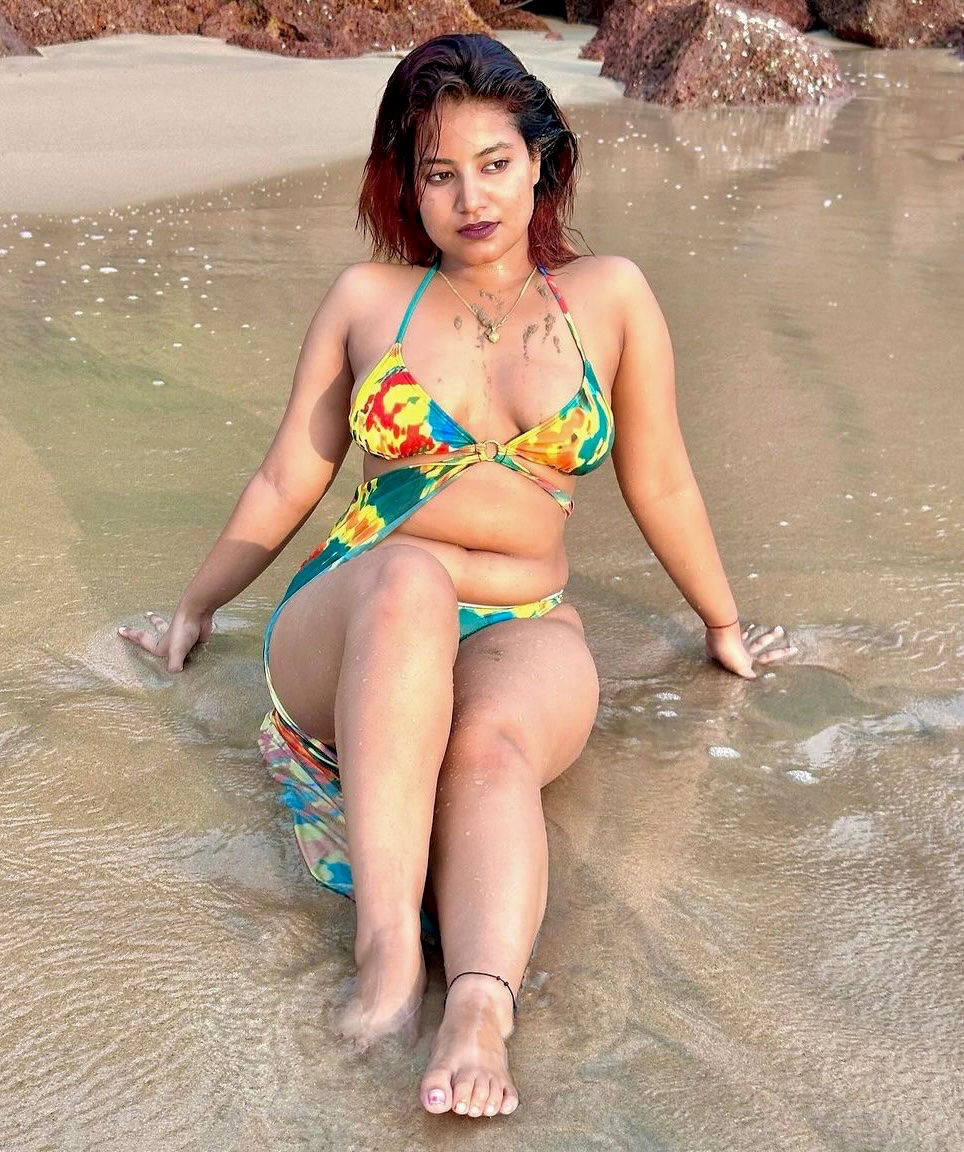 Bikini Models Desi