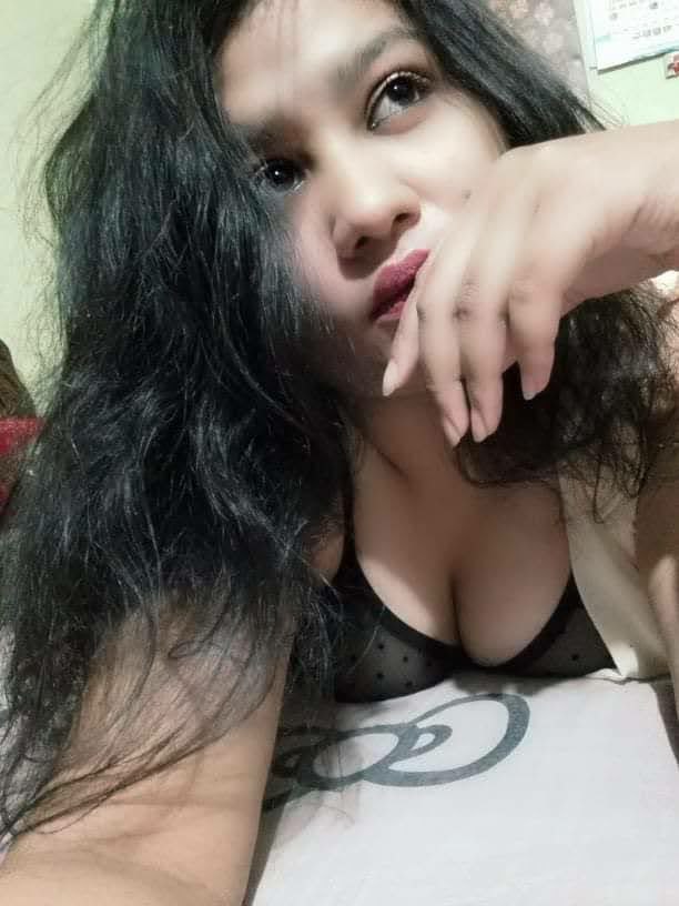 Indian cute girl leaked pic