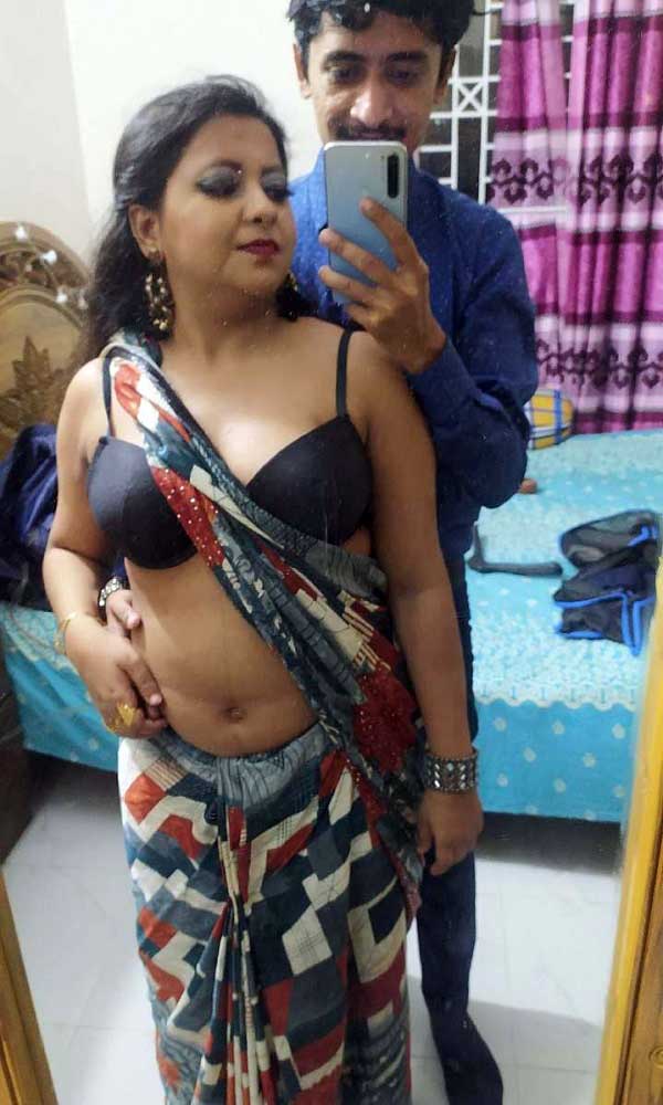 Sexy Cuckold Indian Wife Shared With Friend Pics