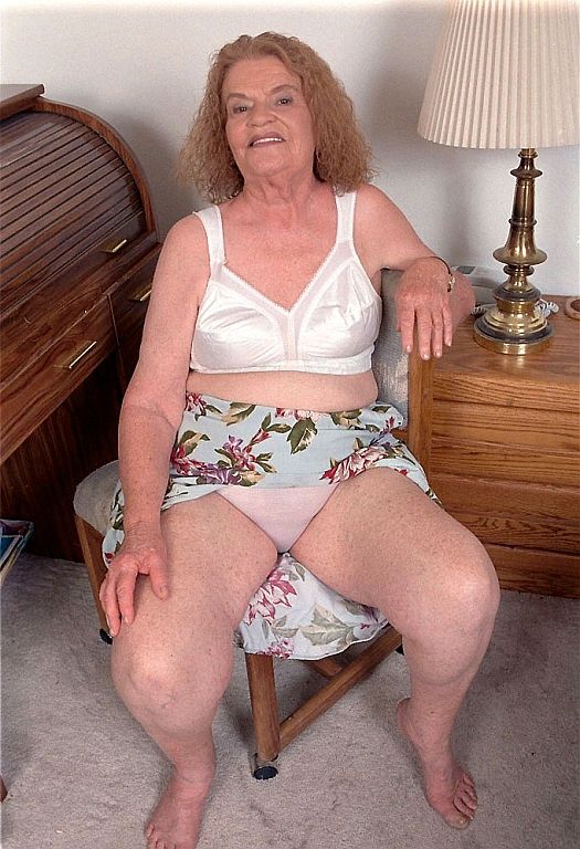 GRANNY DAVINA