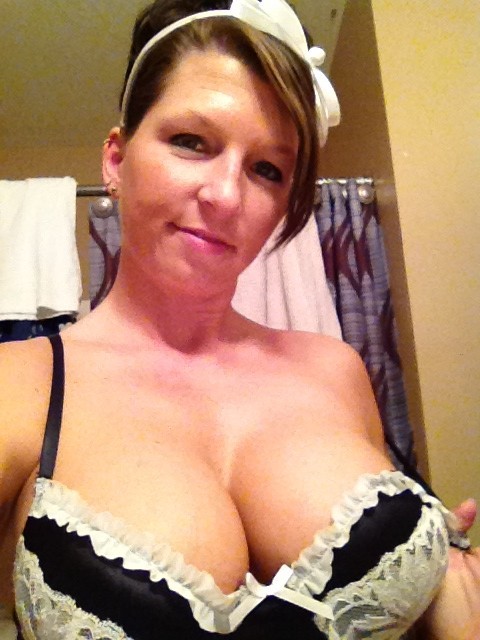 Busty MILF Selfies