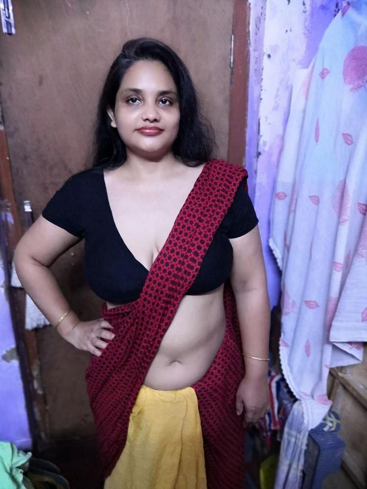 Indian Big Booby Mature Sexy Wife Nude Pics